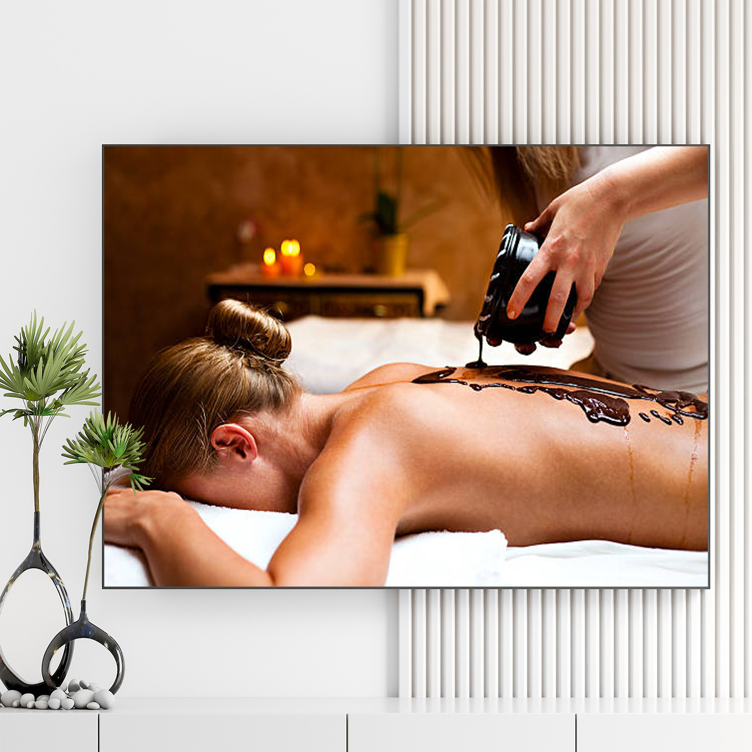 Mẫu tranh spa đẹp hình ảnh đắp bùn thảo dược chăm sóc da thư giãn cho nữ khách hàng
