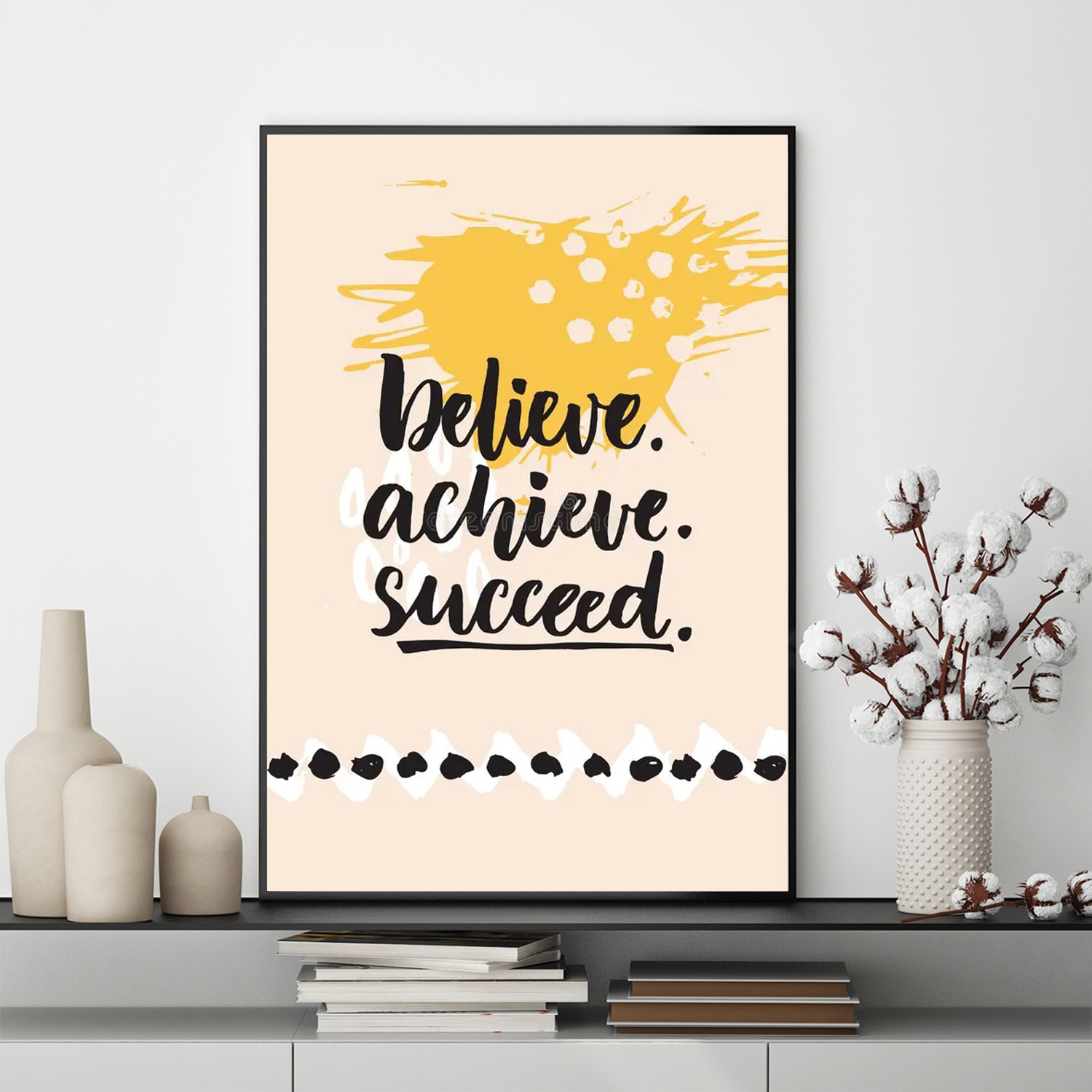 Mẫu tranh slogan tiếng Anh: Believe achieve succeed