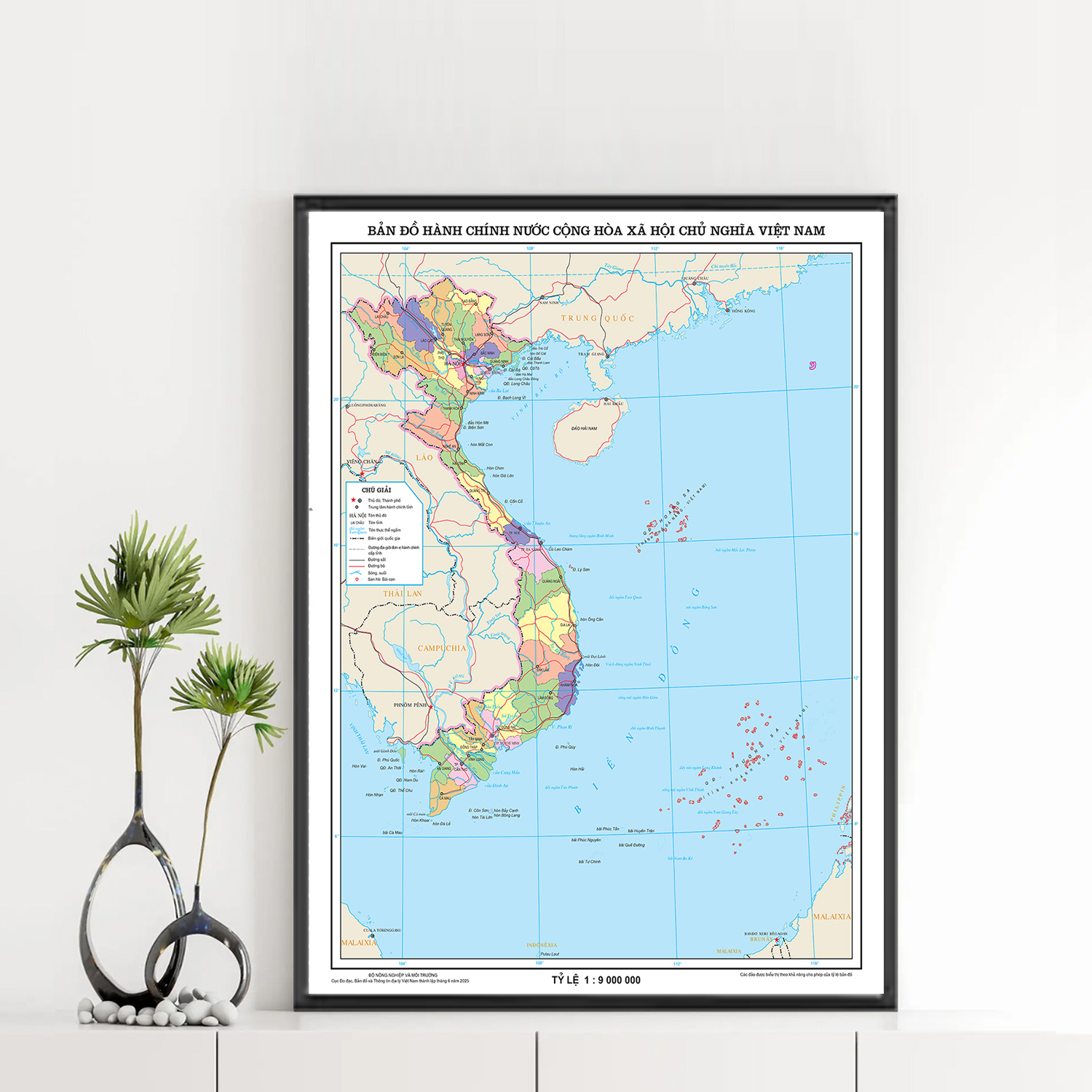 Mẫu tranh bản đồ Việt Nam mới 34 tỉnh thành sau khi sáp nhập, trong đó các tỉnh thành có màu sắc khác nhau dễ phân biệt