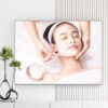 Mẫu tranh spa đẹp hình ảnh đắp mặt nạ chăm sóc dưỡng da mặt cho nữ khách hàng