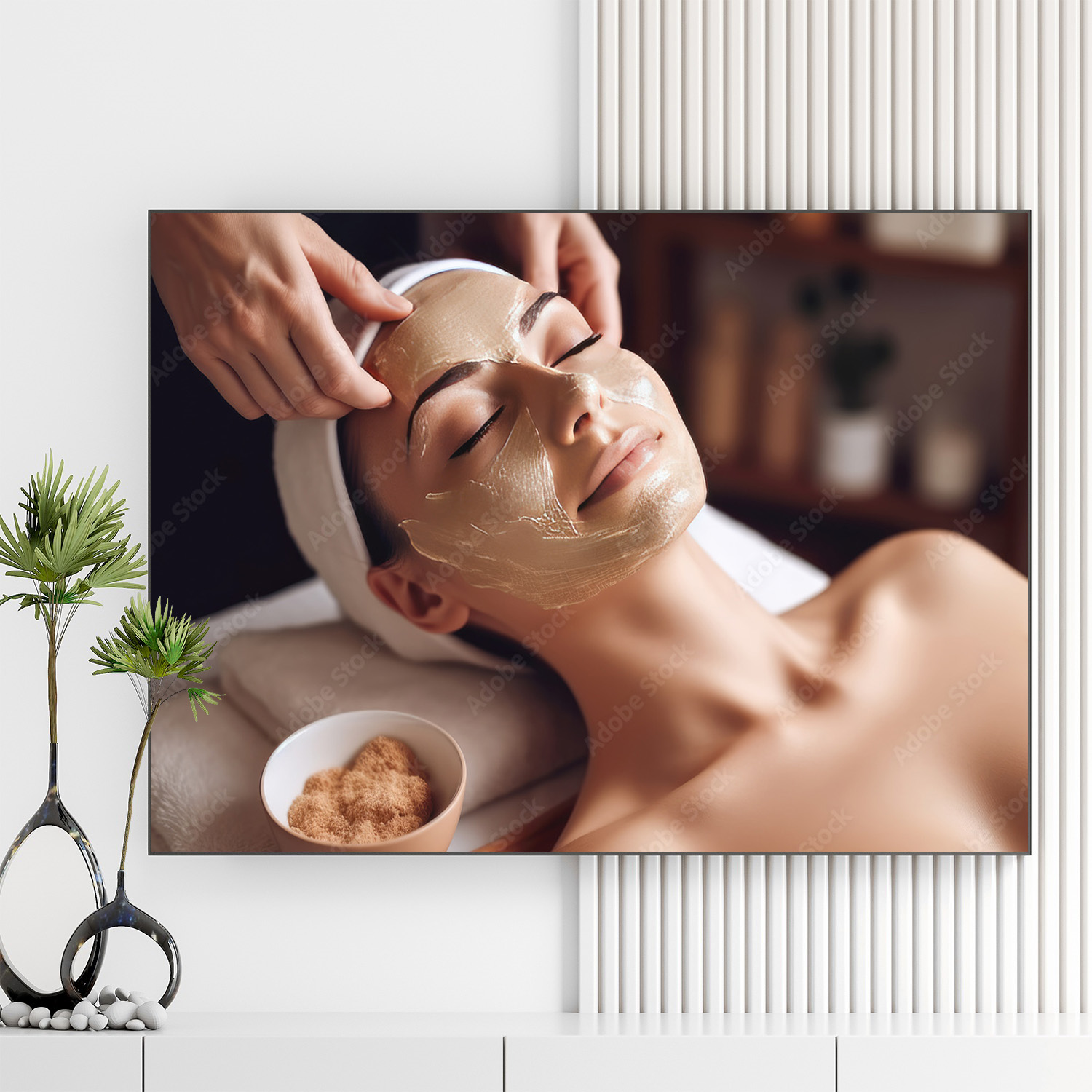 Mẫu tranh spa đẹp hình ảnh cô gái đẹp nằm thư giãn và đắp kem bùn dưỡng da mặt