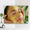 Mẫu tranh spa đẹp hình ảnh cô gái đắp mặt nạ vàng dưỡng da làm đẹp