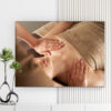 Mẫu tranh spa đẹp hình ảnh massage thư giãn cho nữ khách hàng