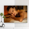 Mẫu tranh spa đẹp hình ảnh cô gái đẹp nằm thư giãn trong phòng spa ấm áp