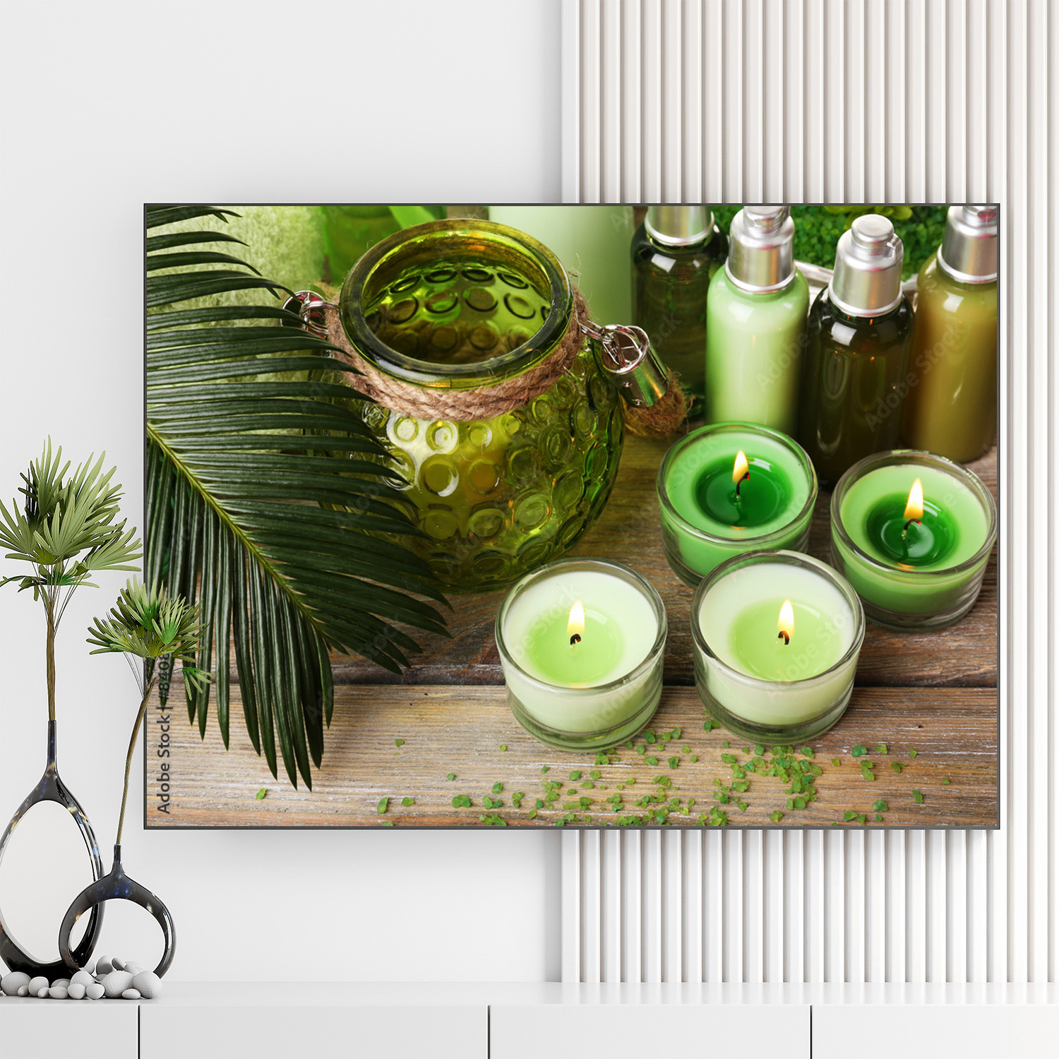 Mẫu tranh spa thiên nhiên đẹp hình ảnh tinh dầu, nến thơm và lá dừa xanh