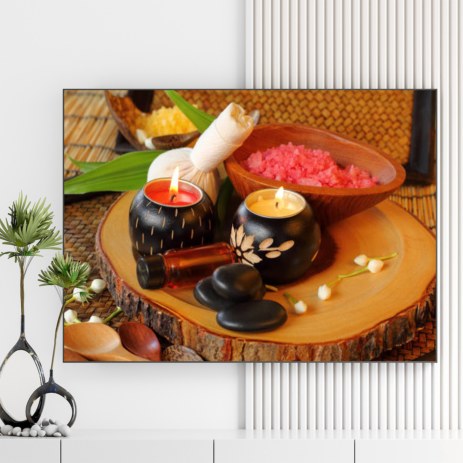 Mẫu tranh spa thiên nhiên đẹp hình ảnh túi chườm, nến thơm, muối khoáng hồng, đá cuội
