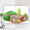 Mẫu tranh spa thiên nhiên đẹp hình ảnh chậu nước thả cánh hoa và nến thơm, tinh dầu, khăn tắm, kem dưỡng da