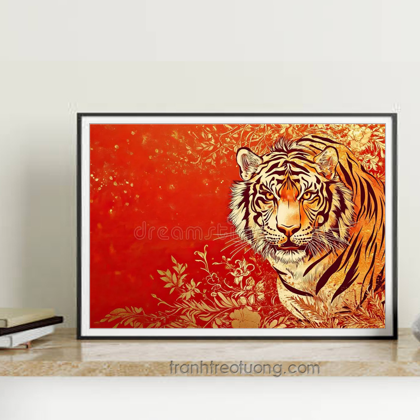 Mẫu tranh treo tường vẽ con hổ vàng và hoạ tiết hoa lá vàng trên nền đỏ nổi bật