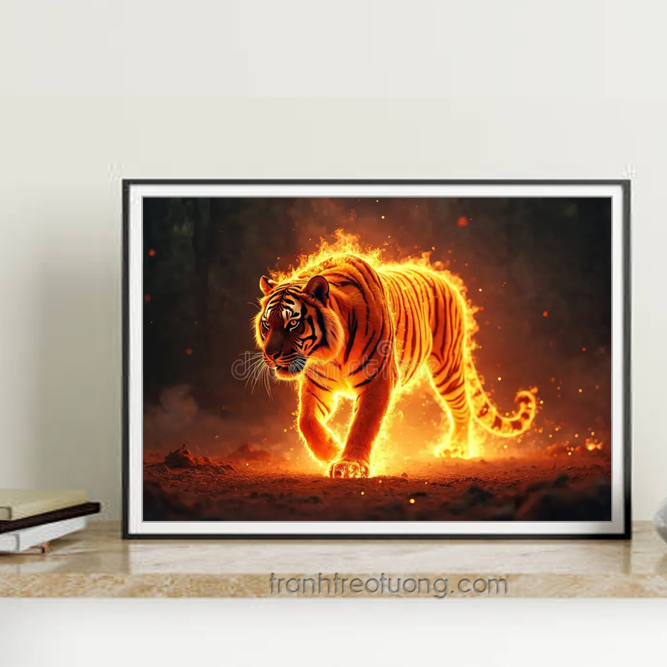 Mẫu tranh treo tường tạo hình con hổ bốc lửa vàng rực rỡ uy mãnh
